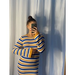 Robe tricot à rayures dos nu